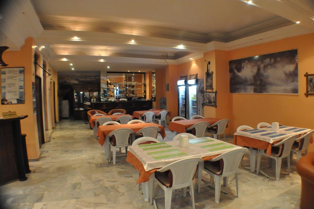 Akerdem Hotel Kusadası Zewnętrze zdjęcie